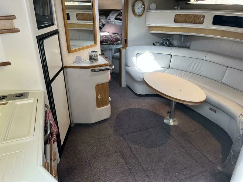 Slide: The Image of 1992 Sea Ray 440 Sundancer 44 - 7826737