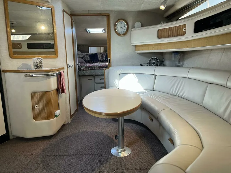 Slide: The Image of 1992 Sea Ray 440 Sundancer 44 - 7826744