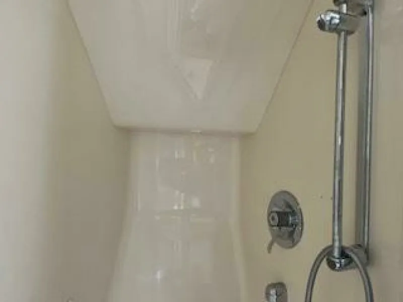 Slide: The Image of 1992 Sea Ray 440 Sundancer 44 - 7826753