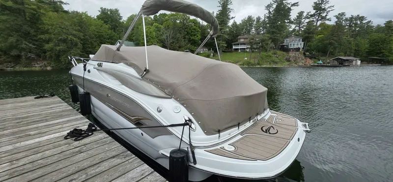 Slide: The Image of 2005 Crownline 250CR 25 - 7826801