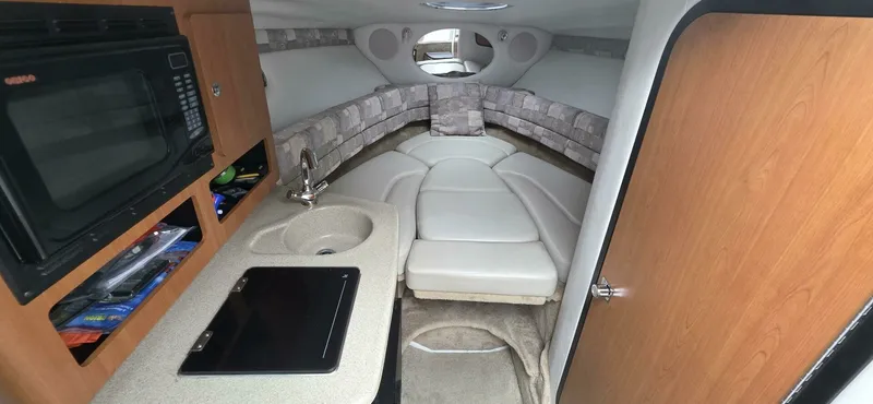 Slide: The Image of 2005 Crownline 250CR 25 - 7826790