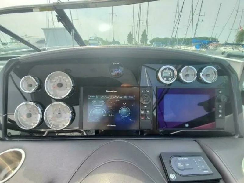 Slide: The Image of 2017 Formula 310SS 31 - 7826890