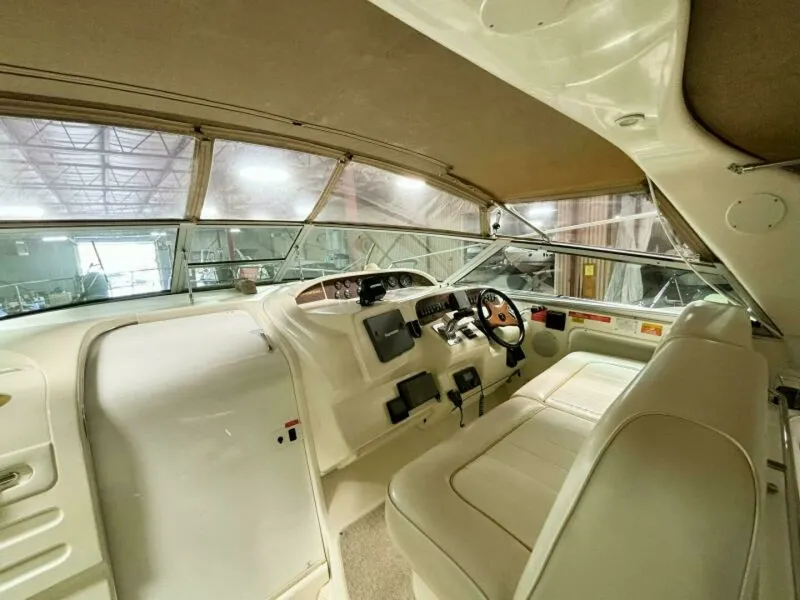 Slide: The Image of 1995 Sea Ray 370 Sundancer 37 - 7826974