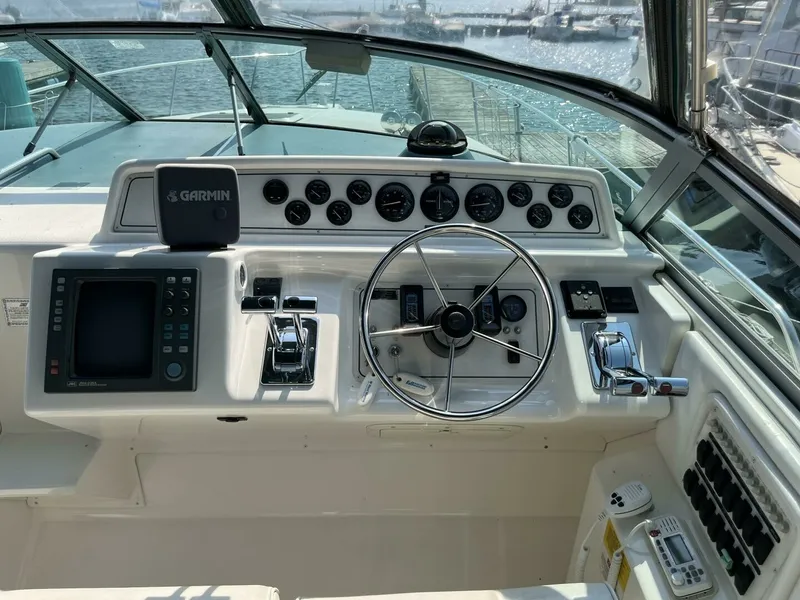 Slide: The Image of 1995 Wellcraft 3600 Martinique 36 - 7827000