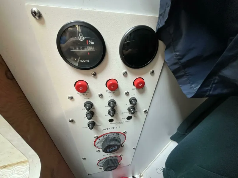 Slide: The Image of 1995 Wellcraft 3600 Martinique 36 - 7827031