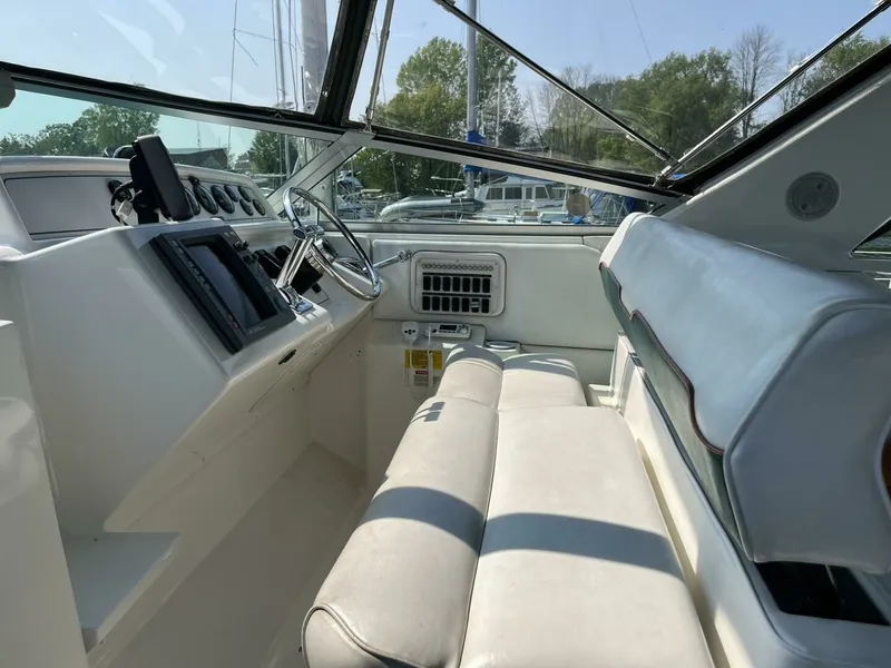 Slide: The Image of 1995 Wellcraft 3600 Martinique 36 - 7826999