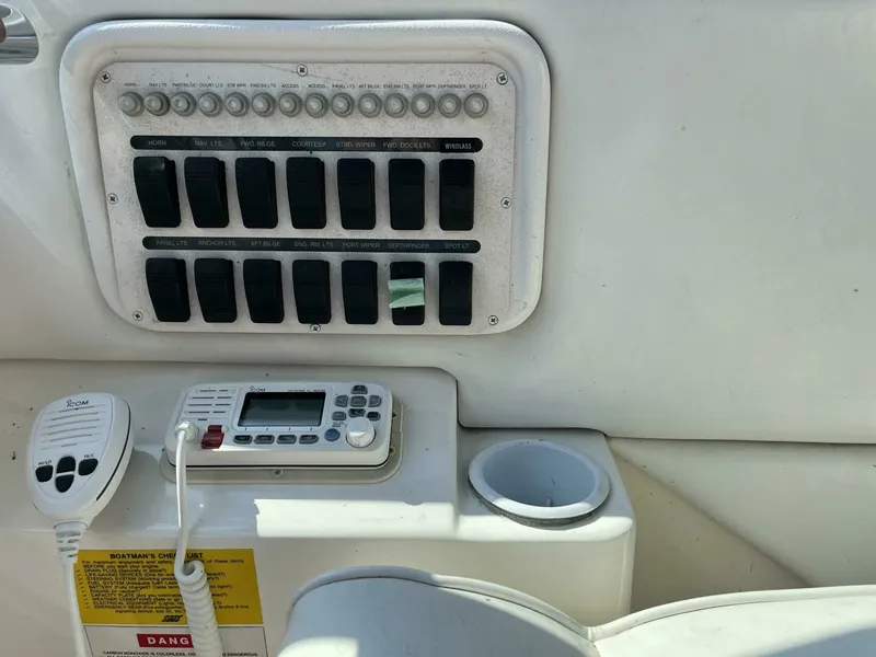 Slide: The Image of 1995 Wellcraft 3600 Martinique 36 - 7827007