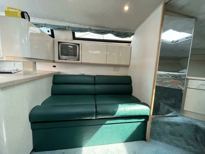 Slide: The Image of 1995 Wellcraft 3600 Martinique 36 - 7827020