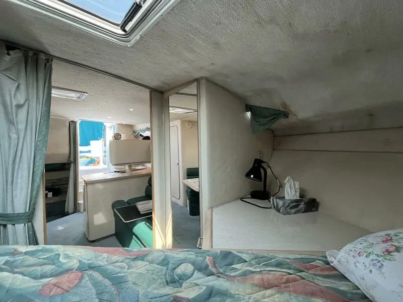 Slide: The Image of 1995 Wellcraft 3600 Martinique 36 - 7827023