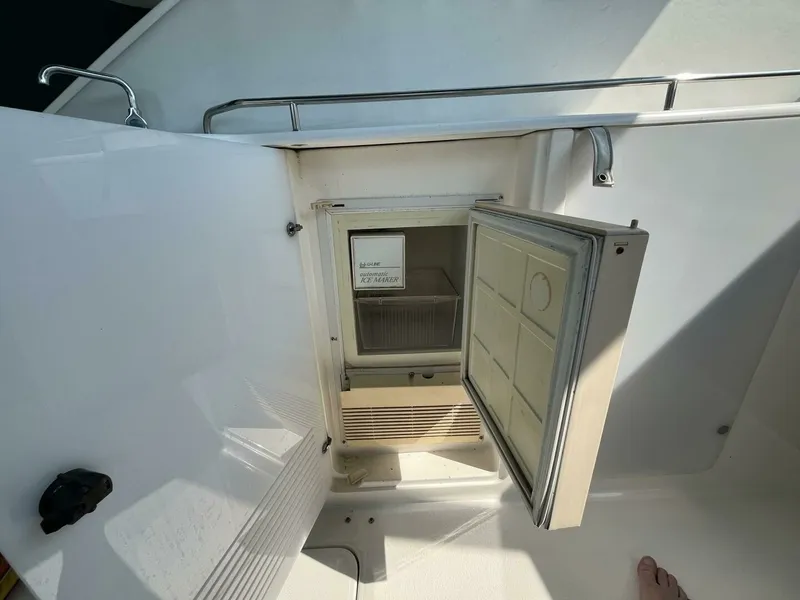 Slide: The Image of 1995 Wellcraft 3600 Martinique 36 - 7826998