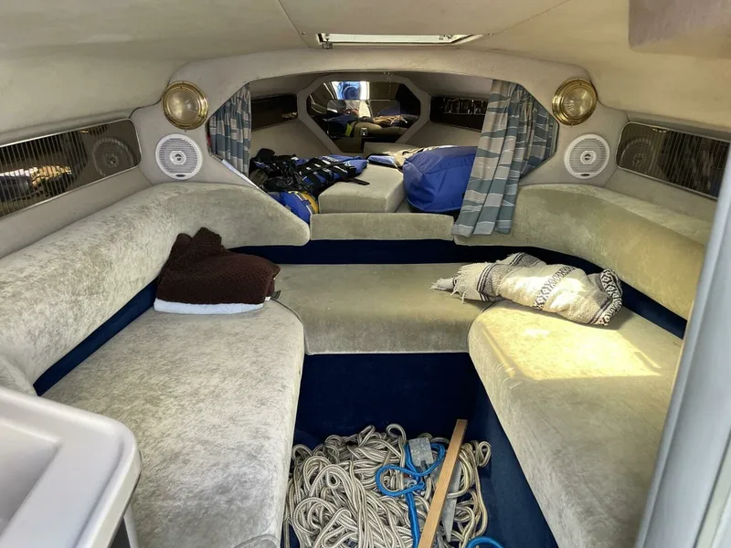 Slide: The Image of 1987 Sea Ray Pachanga 32 32 - 7827061