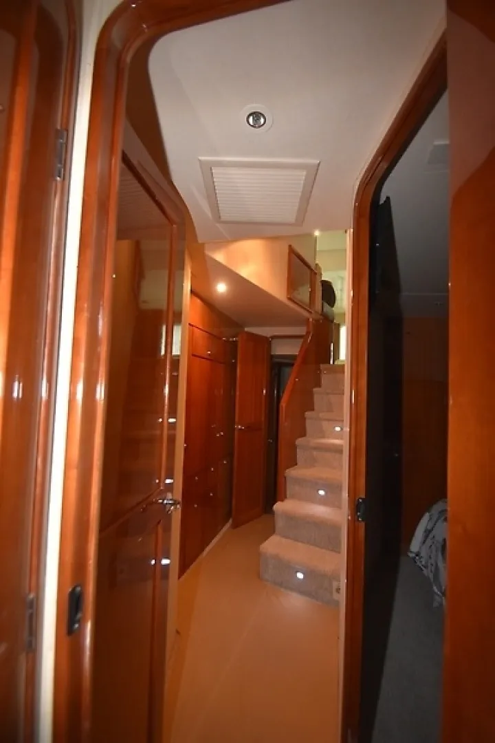 Slide: The Image of 0005933680 - 7827511