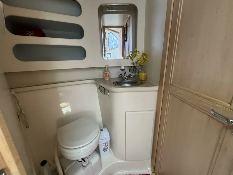 Slide: The Image of 1996 Carver 370 Aft Cabin 37 - 7827691