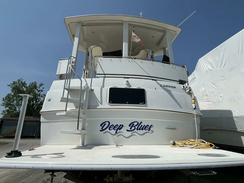 Slide: The Image of 1996 Carver 370 Aft Cabin 37 - 7827650