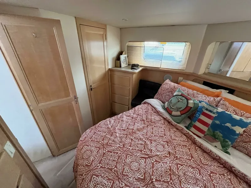 Slide: The Image of 1996 Carver 370 Aft Cabin 37 - 7827697