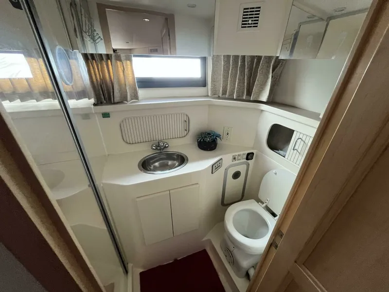 Slide: The Image of 1996 Carver 370 Aft Cabin 37 - 7827698