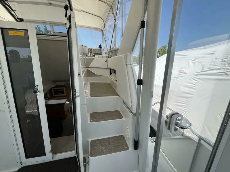 Slide: The Image of 1996 Carver 370 Aft Cabin 37 - 7827655