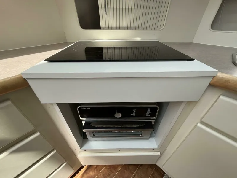 Slide: The Image of 1996 Carver 370 Aft Cabin 37 - 7827683