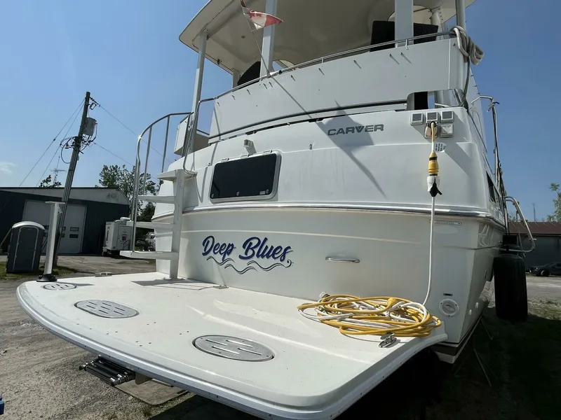 Slide: The Image of 1996 Carver 370 Aft Cabin 37 - 7827649