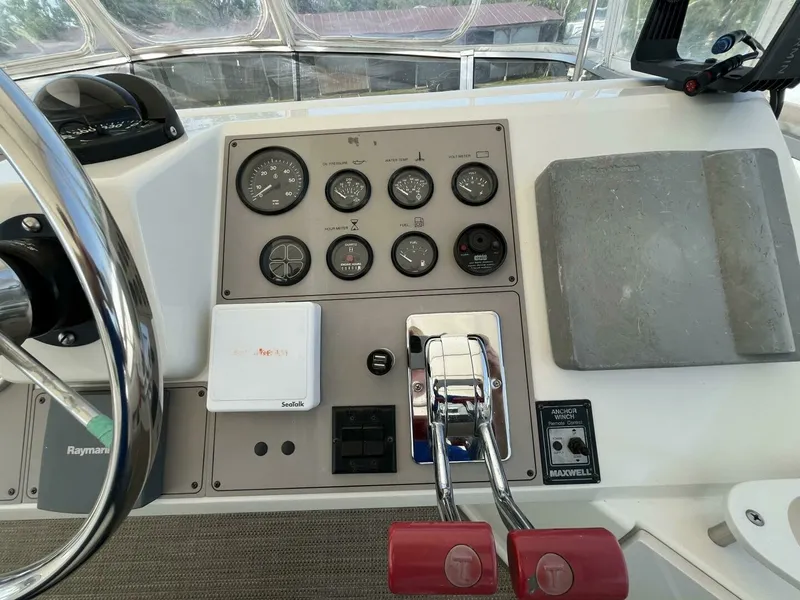 Slide: The Image of 1996 Carver 370 Aft Cabin 37 - 7827670
