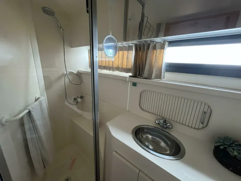 Slide: The Image of 1996 Carver 370 Aft Cabin 37 - 7827699