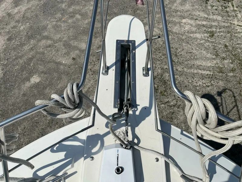 Slide: The Image of 1996 Carver 370 Aft Cabin 37 - 7827664