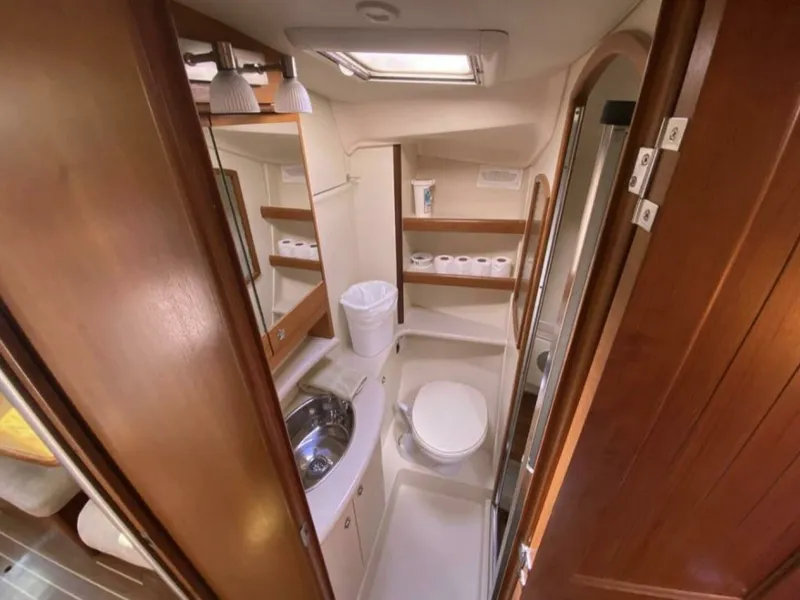 Slide: The Image of 2006 Hunter 45 Center Cockpit 45 - 7827718