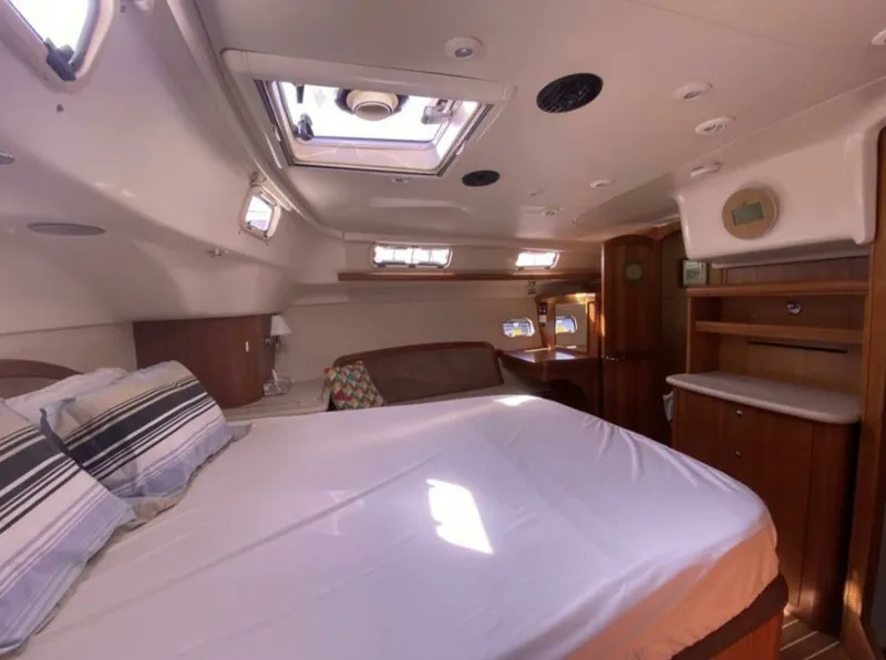 Slide: The Image of 2006 Hunter 45 Center Cockpit 45 - 7827728