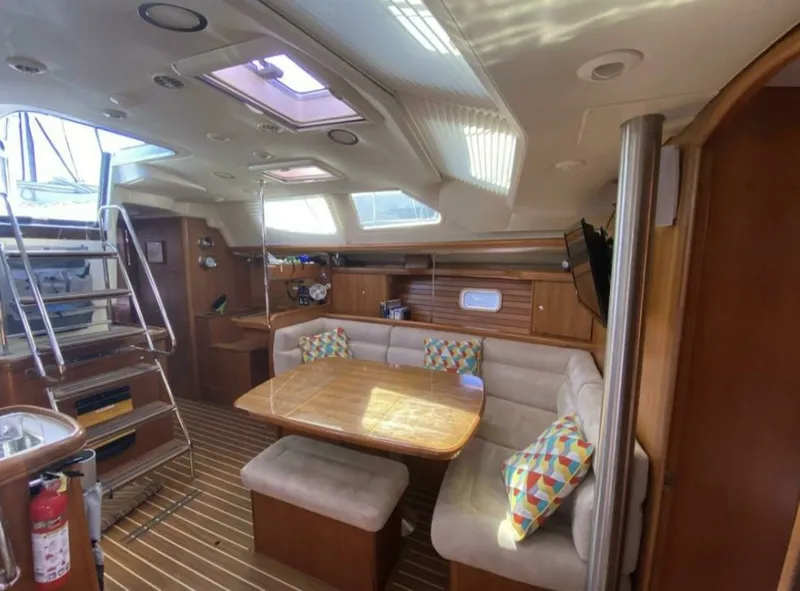 Slide: The Image of 2006 Hunter 45 Center Cockpit 45 - 7827720