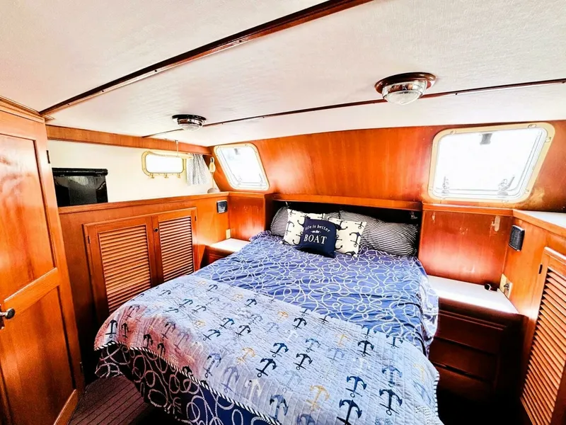 Slide: The Image of 1985 DeFever 40 OFFSHORE 40 - 7827785