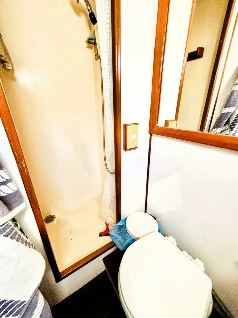 Slide: The Image of 1985 DeFever 40 OFFSHORE 40 - 7827791