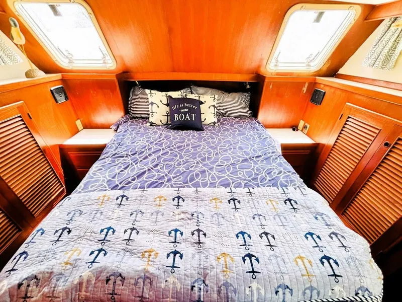 Slide: The Image of 1985 DeFever 40 OFFSHORE 40 - 7827787