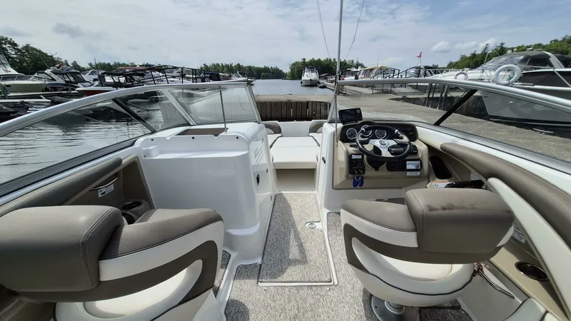Slide: The Image of 2012 Yamaha Boats 242 Limited 24 - 7827799