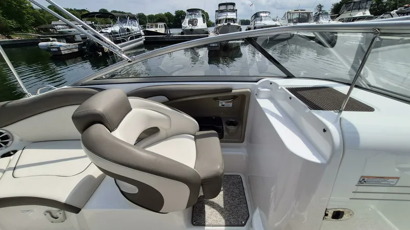 Slide: The Image of 2012 Yamaha Boats 242 Limited 24 - 7827801