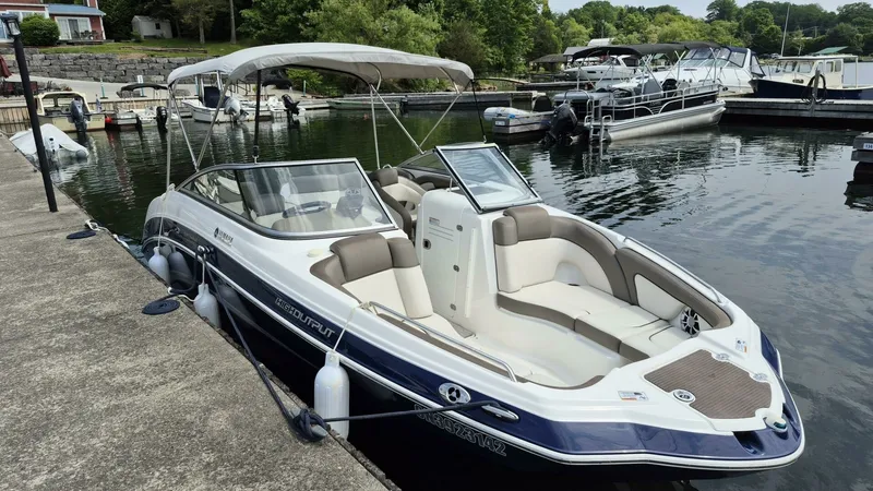 Slide: The Image of 2012 Yamaha Boats 242 Limited 24 - 7827797