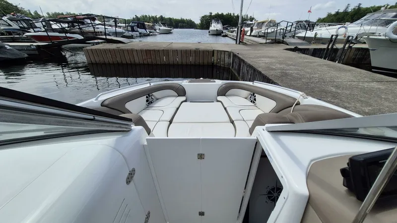 Slide: The Image of 2012 Yamaha Boats 242 Limited 24 - 7827811