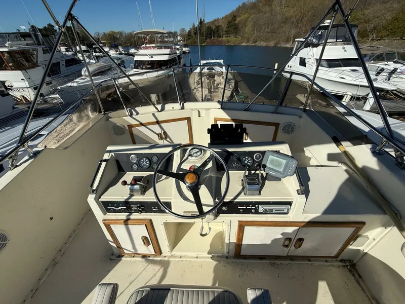 Slide: The Image of 1984 Hatteras 36 Convertible 36 - 7827861