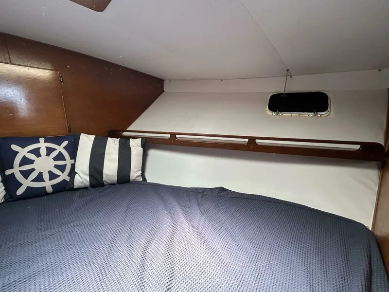 Slide: The Image of 1984 Hatteras 36 Convertible 36 - 7827884