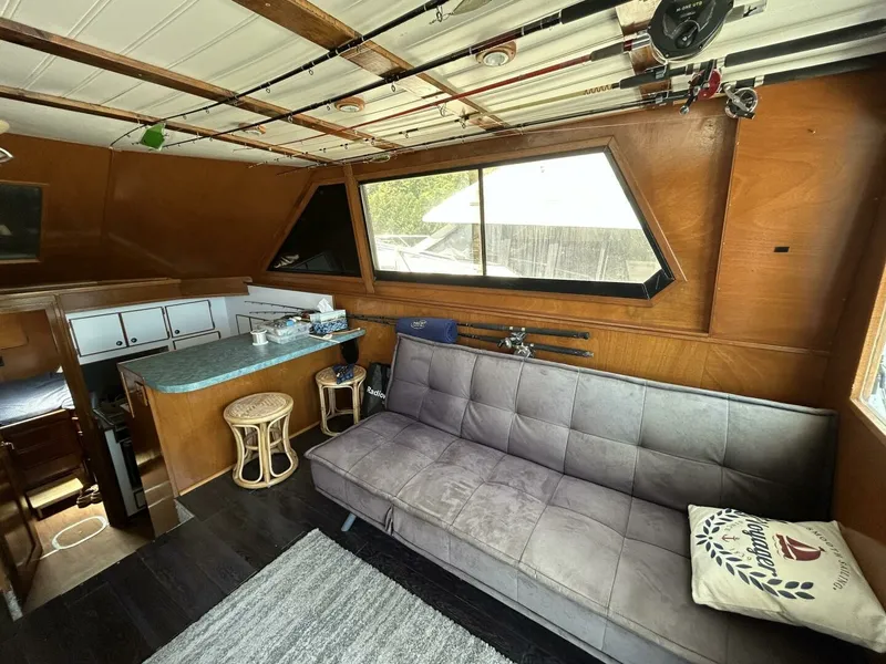 Slide: The Image of 1984 Hatteras 36 Convertible 36 - 7827877