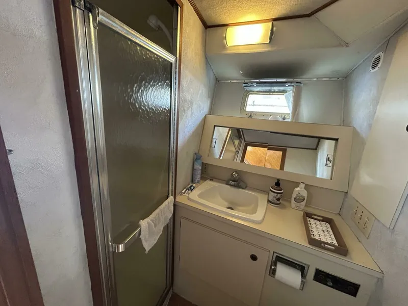 Slide: The Image of 1984 Hatteras 36 Convertible 36 - 7827886