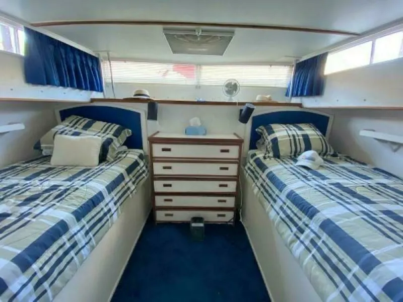 Slide: The Image of 1970 Chris-Craft 42 Commander 42 - 7827943