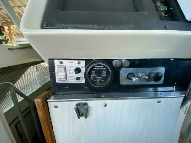 Slide: The Image of 1970 Chris-Craft 42 Commander 42 - 7827919