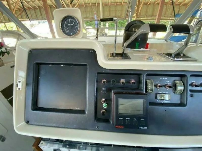 Slide: The Image of 1970 Chris-Craft 42 Commander 42 - 7827918