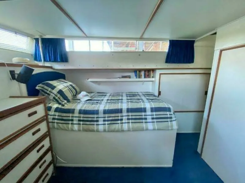 Slide: The Image of 1970 Chris-Craft 42 Commander 42 - 7827942