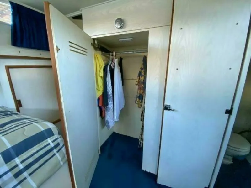 Slide: The Image of 1970 Chris-Craft 42 Commander 42 - 7827945