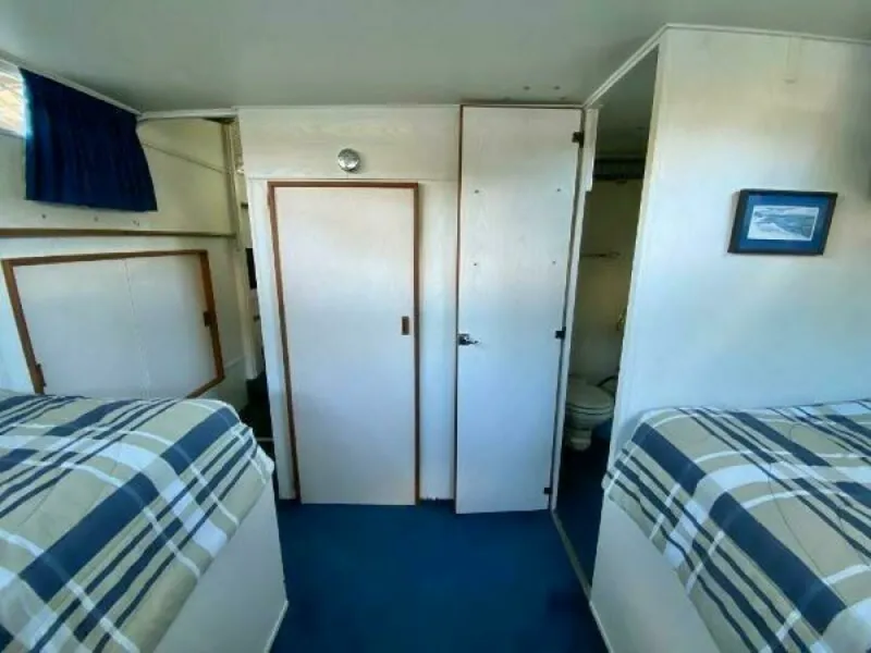 Slide: The Image of 1970 Chris-Craft 42 Commander 42 - 7827944