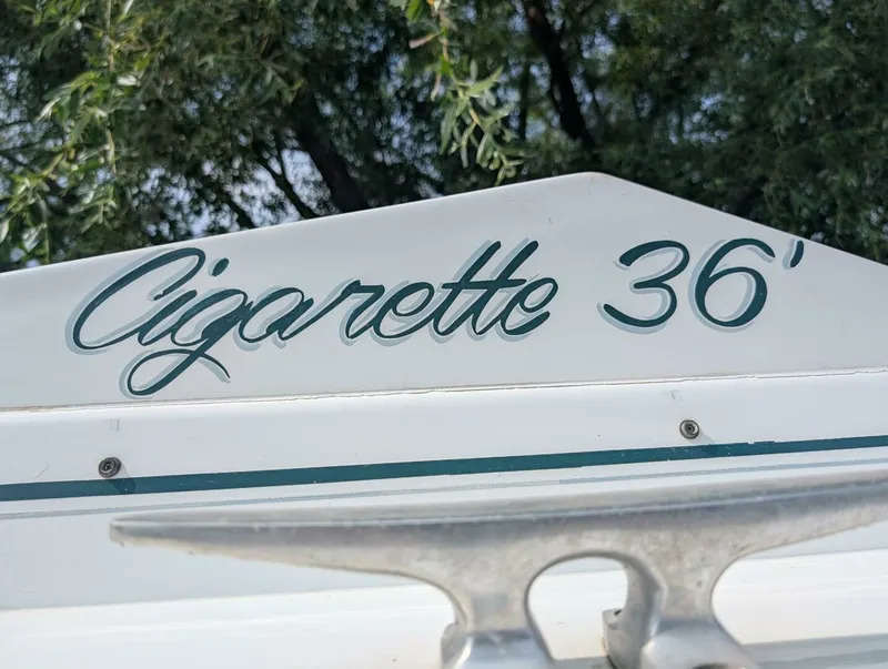 Slide: The Image of 1978 Cigarette 36 36 - 7827995