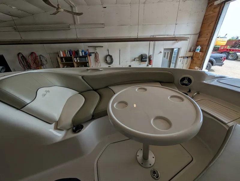 Slide: The Image of 2007 Sea Ray 240 Sundeck 24 - 7828069