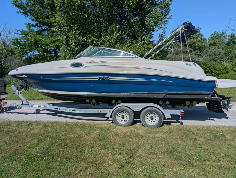 The Image of 2007 Sea Ray 240 Sundeck 24 - 7828022