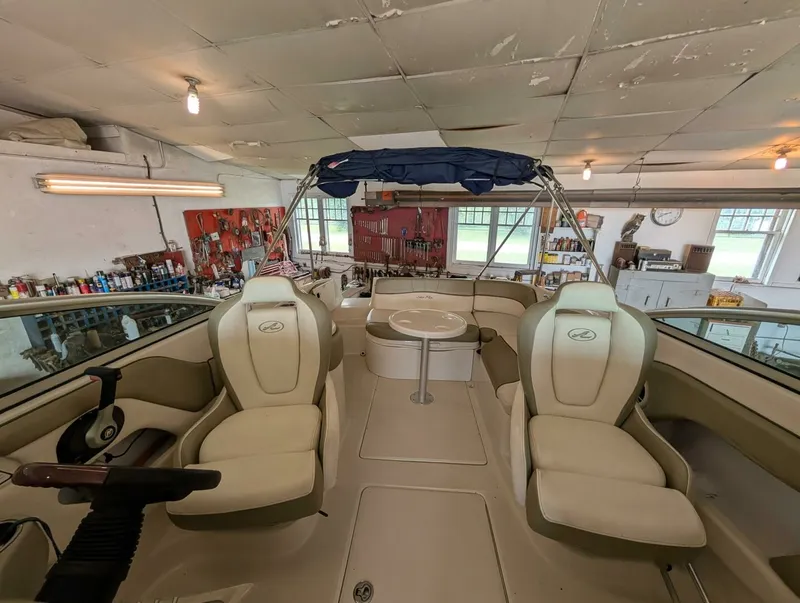 Slide: The Image of 2007 Sea Ray 240 Sundeck 24 - 7828060